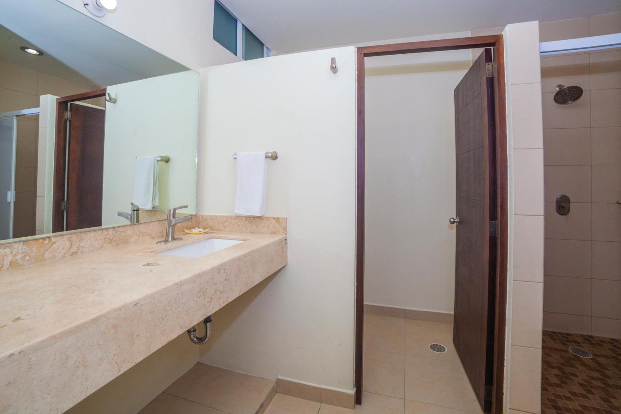 Hotel Nonni Санта-Крус-Хуатулко Экстерьер фото
